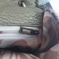 Нова чанта  GUESS, снимка 5 - Чанти - 29931113