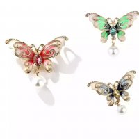 Брошки  пеперуди с перла 3 модела, снимка 3 - Други - 22251619