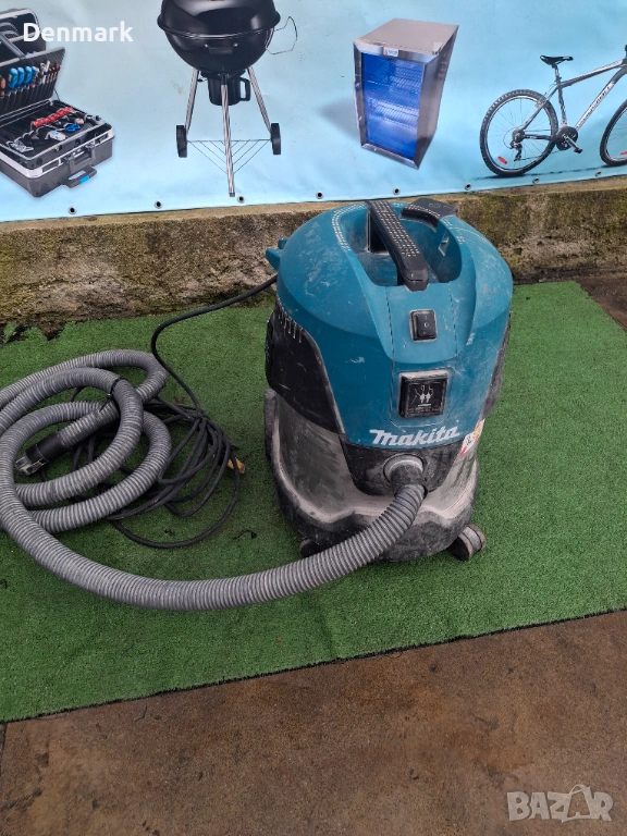 Прахосмукачка за сухо и мокро почистване Makita, снимка 1