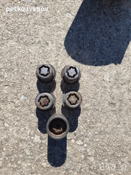 Секретни гайки Ford, снимка 1