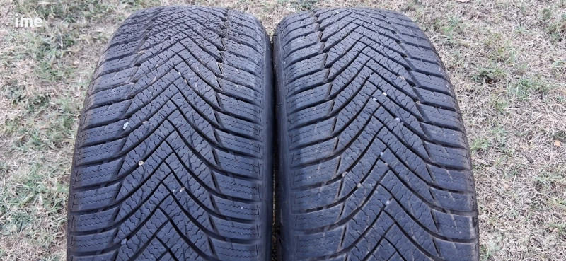 2бр зимни гуми 195/55R15. Imperial. DOT 3518. 7.5 мм дълбочина на шарката. Цената е за комплекта. , снимка 1