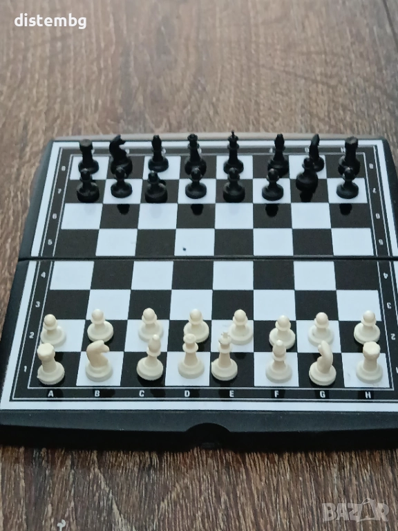 Магнитен шах и табла  15 см, снимка 1