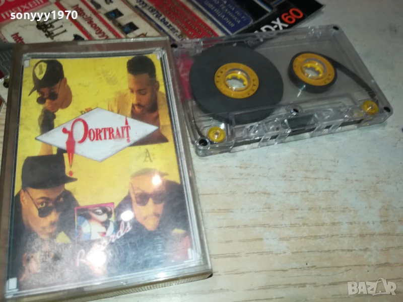 PORTRAIT-TAPE 1207251607, снимка 1