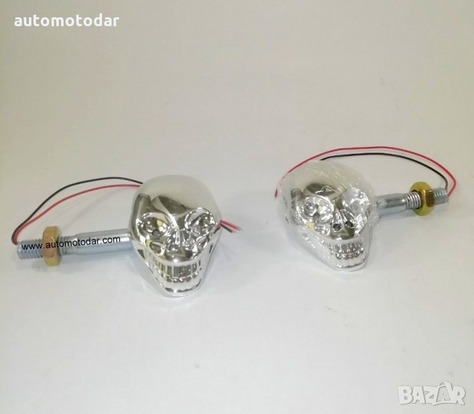 МИГАЧИ ЧЕРЕП С ПРЕМИГВАЩИ ОЧИ ДВА ЦВЯТА , снимка 1