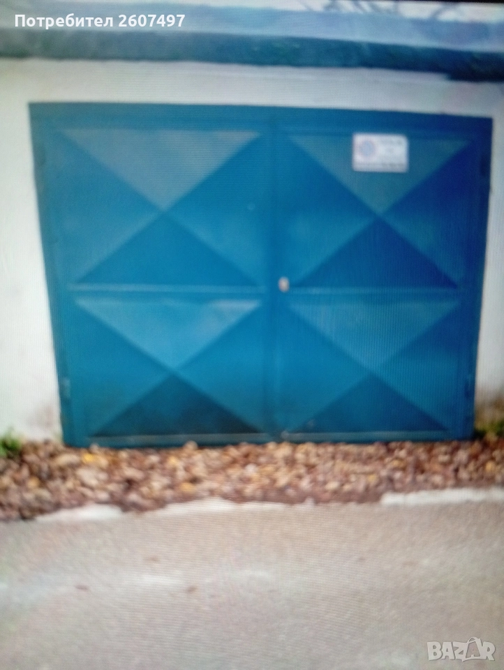 Гараж под наем в Центъра на гр Враца , снимка 1