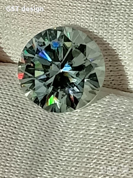 Уникален Голям 3 карата Фенси бял-морско син/зелен оттенък Мойсанит Диамант Diamond Moissanite , снимка 1
