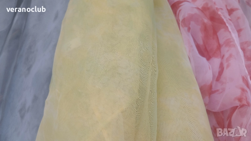 Голям копринен шал , снимка 1