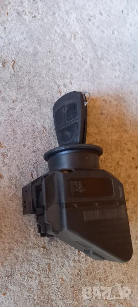 Контактен ключ Mercedes E-Class W210, снимка 1