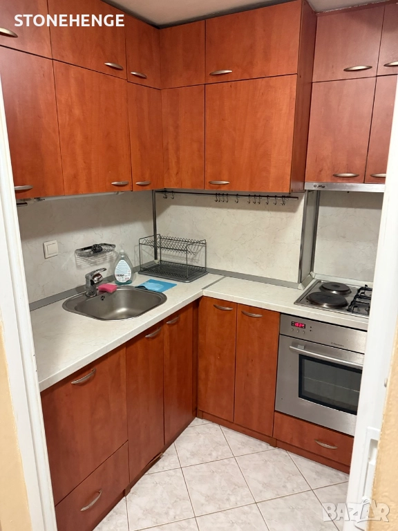 2стаен, обзаведен, преходен, партер, кв.Редута, до парк Гео Милев, на ток, снимка 1