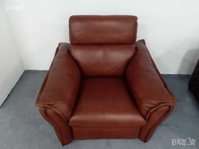 Kафяв кожен фотьойл -  с електрически релаксиращ механизъм за краката, снимка 1