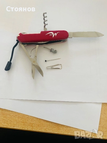 Чисто ново швейцарско ножче Victorinox с ножичка, снимка 9 - Ножове - 54200492