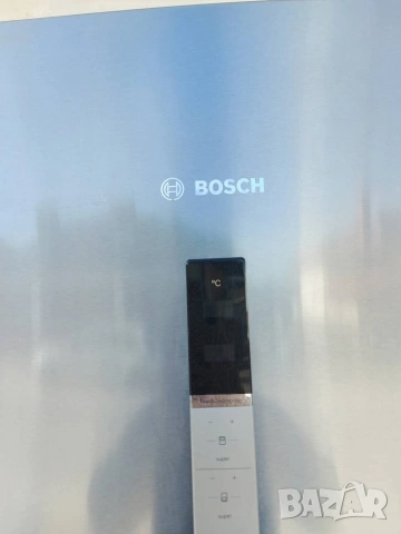 Хладилник с фризер Bosch A+++, снимка 2 - Хладилници - 53908562