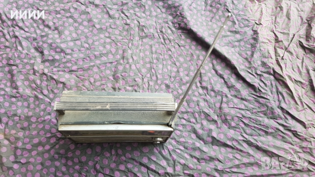 Радио транзистор VEF 206, снимка 3 - Радиокасетофони, транзистори - 51866832