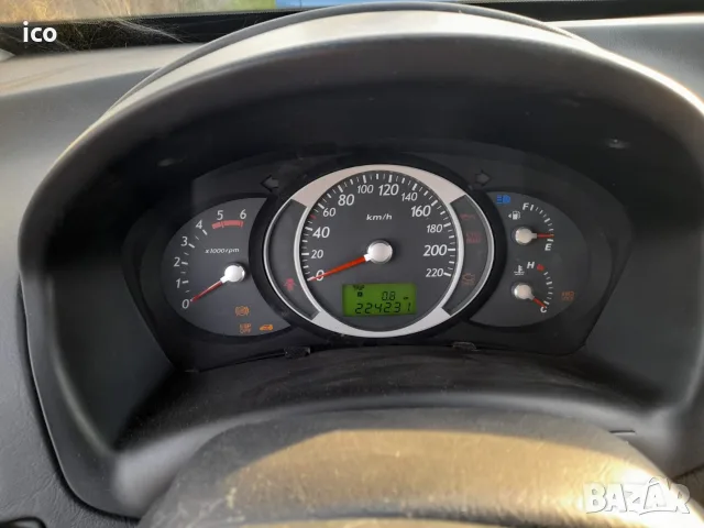 Hyundai Tucson 2.0TD, снимка 10 - Автомобили и джипове - 56426698