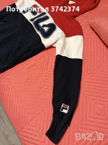 2бр.Горнища Levis u Fila, снимка 2 - Суичъри - 56413467