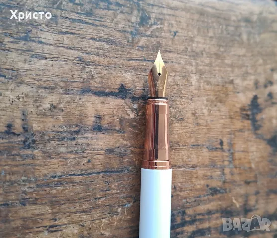 писалка Пеликан Peliкan перлено бяло и розов металик Peliкan Perlwhite and Rose Pink в кутия, снимка 6 - Ученически пособия, канцеларски материали - 47654245