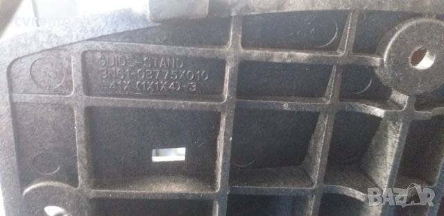 Стойкa за телевизор BN61-08775B UE32F5370SS, снимка 3 - Части и Платки - 30221819