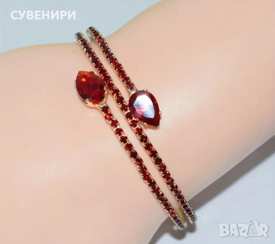 Елегантна гривна със синтетичен цирконий , снимка 4 - Гривни - 51918617