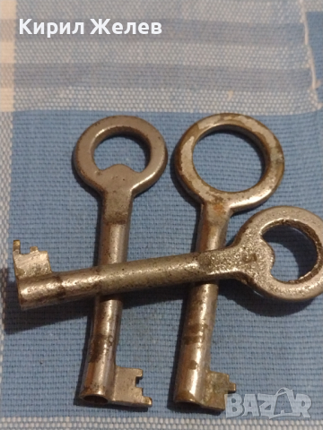 Три стари редки ключа от соца за мебел за КОЛЕКЦИЯ ДЕКОРАЦИЯ БИТОВ КЪТ 41016, снимка 2 - Други ценни предмети - 44725296