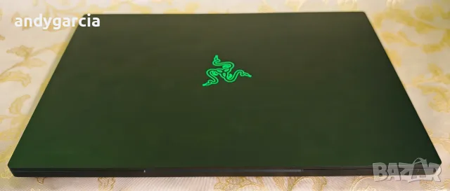 Razer Blade 15/Intel Core i7-11800H/NVidia RTX 3070 8GB/16GB RAM/512GB SSD/15.6 2560x1440 (Quad HD), снимка 7 - Лаптопи за игри - 56021031