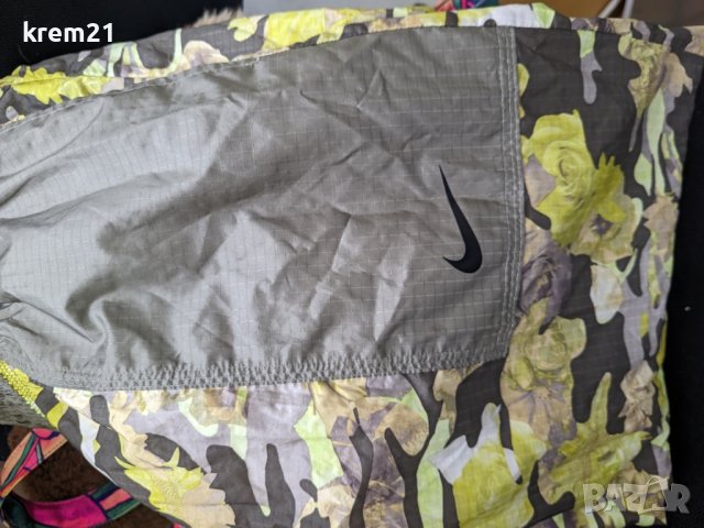 Nike Sportswear Floral Camo Joggers дамски S, снимка 7 - Спортни екипи - 44321612