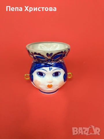 Чаша-ваза от съветски порцелан Одарка Коростен с две лица, снимка 2 - Чаши - 51145737