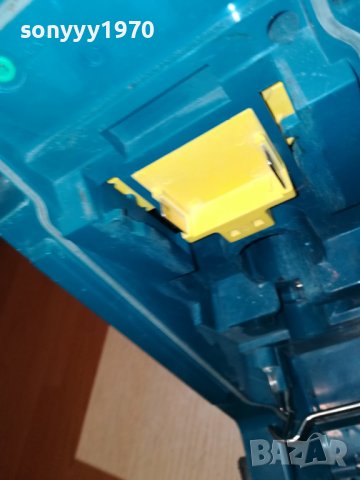 MAKITA RADIO 0202230920, снимка 5 - Радиокасетофони, транзистори - 39523894