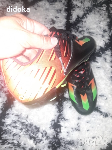 Обувки за футбол Adidas messi 41 и половина , снимка 5 - Спортни обувки - 51783138