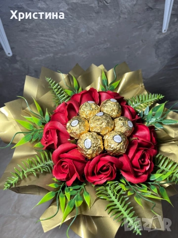 Букет за свети Валентин , снимка 12 - Ръчно изработени сувенири - 53268345