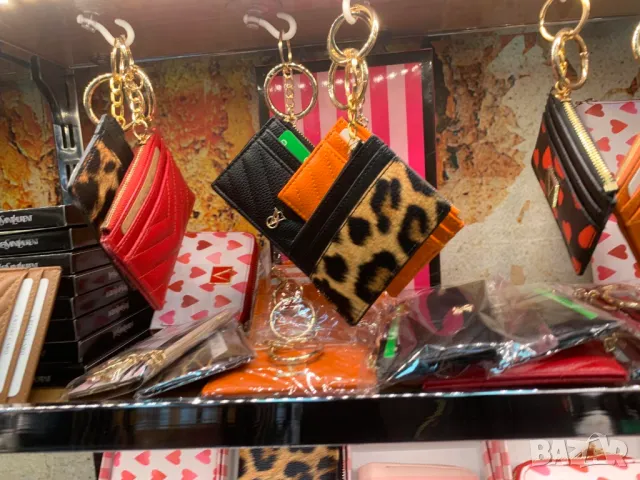 ключодържатели victoria's secret, снимка 2 - Други - 50416850