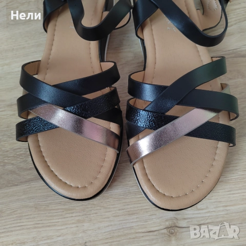 Дамски сандали