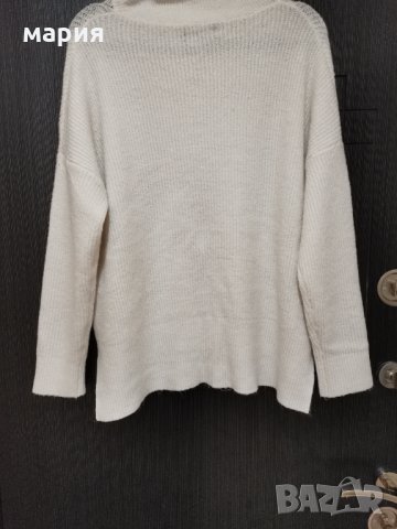Дълъг и пухкав пуловер, снимка 1 - Блузи с дълъг ръкав и пуловери - 31789471