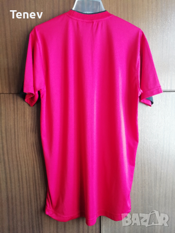 Manchester United тениска фланелка размер М Манчестър Юнайтед , снимка 2 - Тениски - 36412649