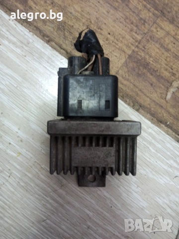 реле  подгревни свещи RENAULT NISSAN , 7700115078