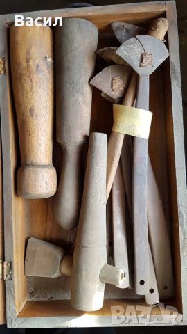 Стари дървени чукала, хаванче, канелка и лъжици
