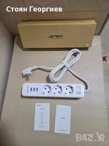 разклонител с USB портове марка JSVER, модел JSVER-PS3038)