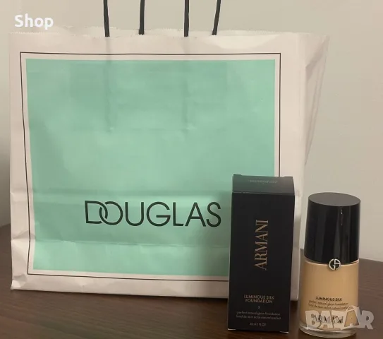 Фон дьо тен на Giorgio Armani Luminous Silk флуид 