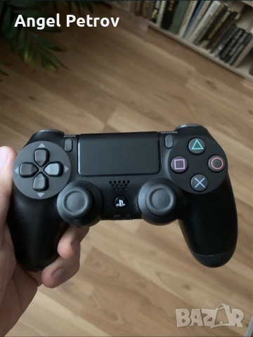 Плейстейшън 4 1тб, снимка 3 - PlayStation конзоли - 54081739