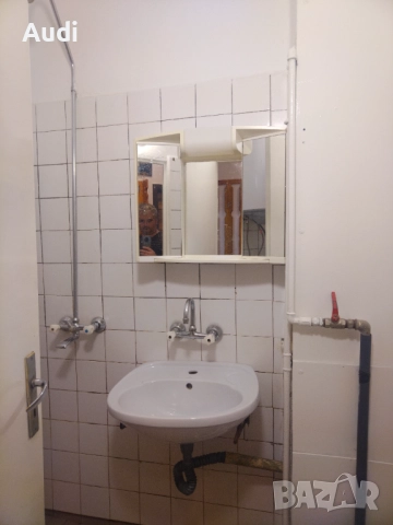Собственик продава гарсионера в саниран блок. След освежителен ремонт., снимка 7 - Апартаменти - 52579025