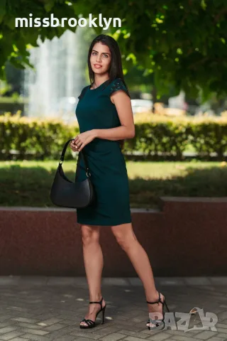 Смарагдово зелена рокля с прикриващ коремчето ефект арт.1344, снимка 2 - Рокли - 55822356