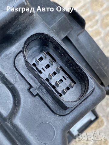 Халогенен Ляв фар за VW Polo 6R far поло, снимка 10 - Части - 40452729