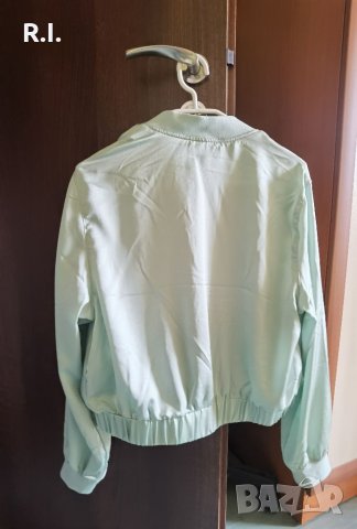 Зелено късо есенно дамско яке, снимка 3 - Якета - 42328491