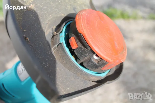 Електрически тример за трева ''Gardena SmallCut 300'' , снимка 9 - Градинска техника - 49961329