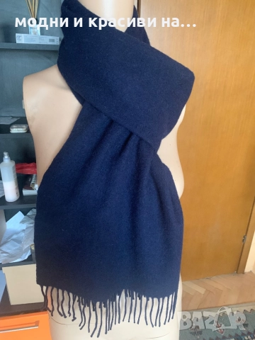 Тъмносин шал с ресни- вълна, снимка 3 - Шалове - 52591448