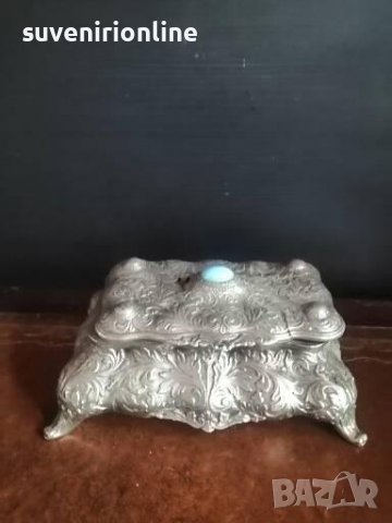 Стара кутия за бижута , снимка 2 - Антикварни и старинни предмети - 37155525