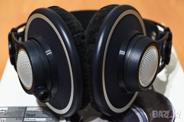 AKG K702 студийни слушалки, снимка 2 - Слушалки и портативни колонки - 56514460