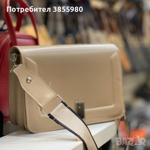 Модерна и стилна дамска чанта в нежни лачени цветове, снимка 1 - Чанти - 44381513