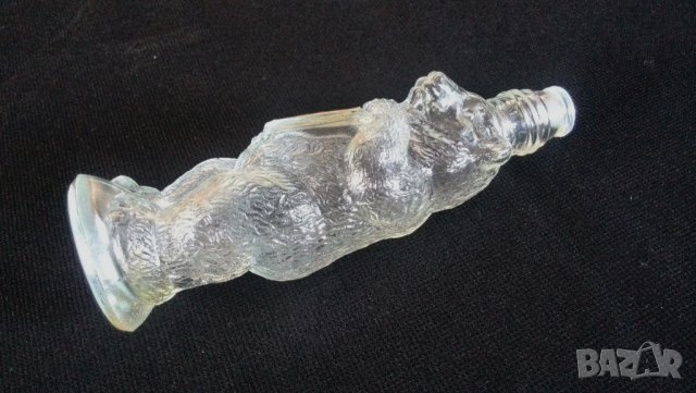 Стара малка стъклена бутилка мечка, снимка 3 - Други ценни предмети - 40124573