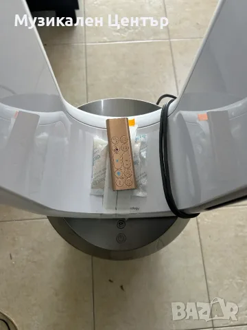Пречиствател Dyson Purifier Humidity + cool PH05, снимка 2 - Овлажнители и пречистватели за въздух - 56210866