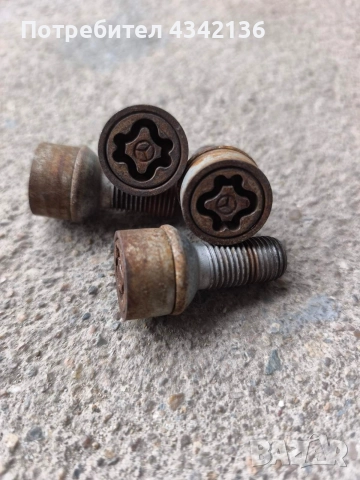 Оригинални секретни болтове mercedes 